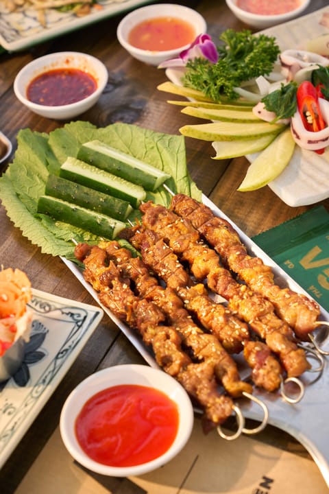 Món ăn nhẹ trong set tiệc Sân Ga